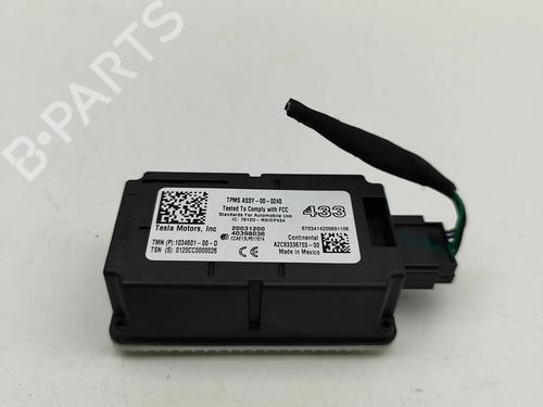 Electronic module TESLA MODEL X (5YJX) P100D AWD | BP33372621M83 - Image 3
