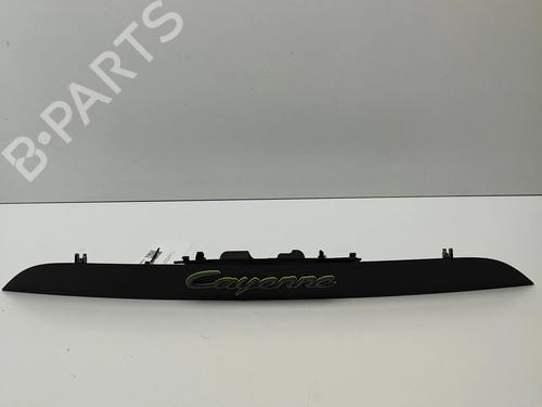 Used Tailgate trim Tailgate trim PORSCHE CAYENNE (9YA) 3.0 E-Hybrid AWD (9YAAE1) (462 hp) 27784656 27784656