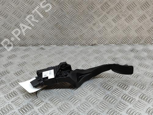 Used Pedal CITROËN C4 III (BA_, BB_, BC_) 1.2 PureTech 130 (BAHNSA, BAHNSB) (130 hp) 28687213