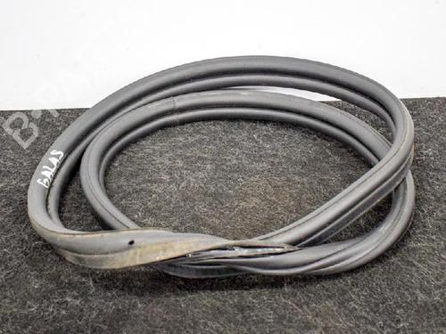 Used Rubber door seal CITROËN DS3 Convertible 1.2 VTi 82 (82 hp) 14664663