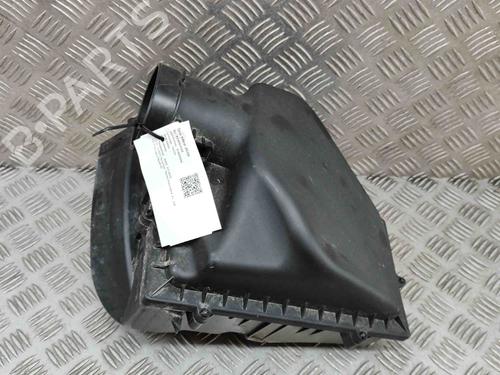 Used Air filter box BMW X7 (G07) xDrive 40 d Mild-Hybrid (352 hp) 27772593