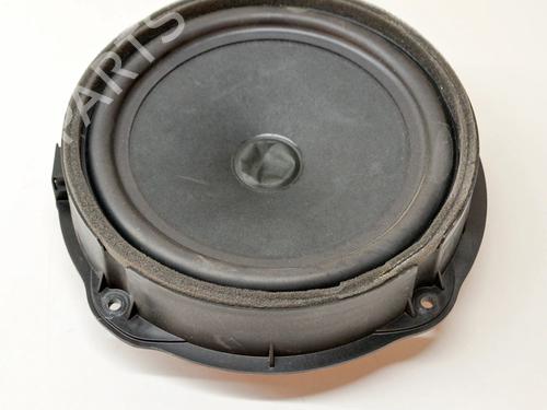 speaker-audi-q2-gab-gag-2016-27752475 main image