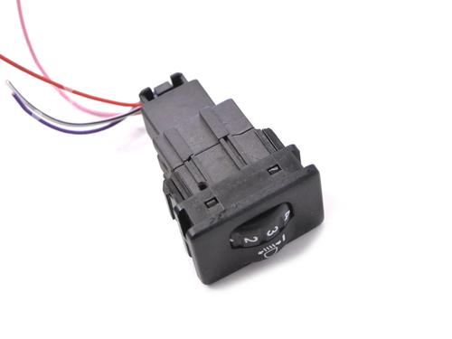 switch-toyota-c-hr-_x1_-2016-33341341 main image