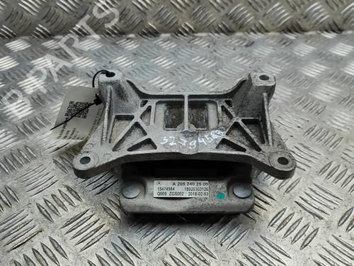 Used Gearbox mount MERCEDES-BENZ E-CLASS (W213) E 350 d 4-matic (213.034) (258 hp) 31279291