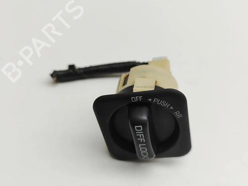 Used Switch TOYOTA LAND CRUISER 100 (_J1_) 4.2 TD (HDJ100_, HDJ100) (204 hp) 30257574