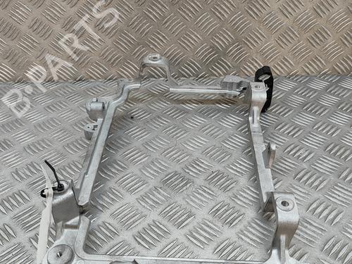 Support VOLVO XC40 (536) Recharge AWD | BP28551432C155 