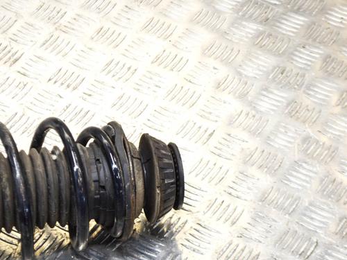 Right front shock absorber TOYOTA YARIS (_P13_) 1.5 Hybrid (NHP130_) | BP8841273M17 