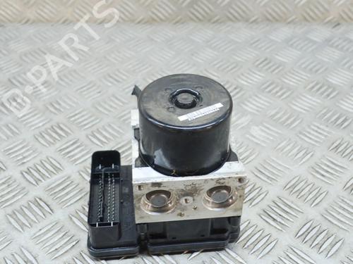 Used ABS pump ABS pump VOLVO V60 I (155) D3 (136 hp) 10673744 10673744