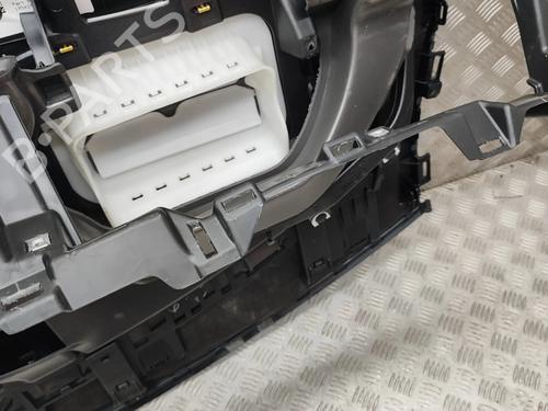 Dashboard TESLA MODEL X (5YJX) P100D AWD | BP28387787C46 - Image 10