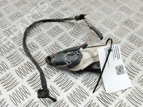 sensor-electronico-tesla-model-3-5yj3-2017-36186600 main image