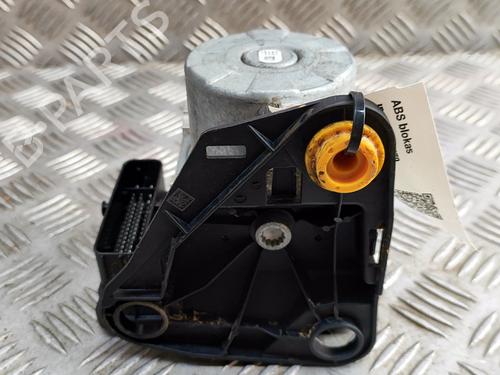 Used ABS pump AUDI Q2 (GAB, GAG) 35 TFSI (150 hp) 28675069