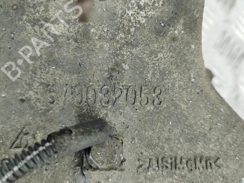 Left front steering knuckle MASERATI LEVANTE SUV (M161) 3.0 D Q4 | BP26710640M25