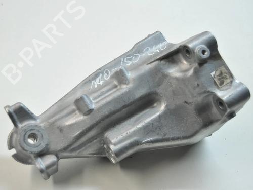 Used Support MERCEDES-BENZ GLC (X253) 250 d 4-matic (253.909) (204 hp) 30258357