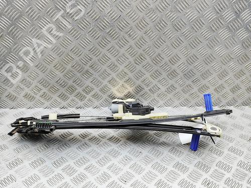 Rudehejsemekanisme Højre bagtil Rudehejsemekanisme Højre bagtil LAND ROVER DISCOVERY V (L462) 3.0 D 4x4 (211 hp) 33882860 33882860