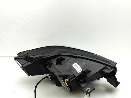 Lyskaster venstre CUPRA BORN (K11) 58 | BP32191706C28