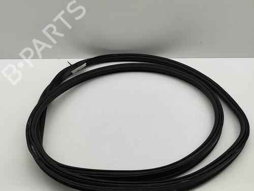 Used Rubber door seal Rubber door seal BMW 5 (G60, G90, G68) i5 eDrive40 (340 hp) 33372250 33372250