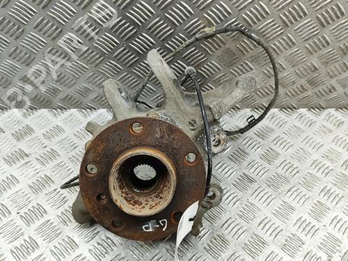 Used Right rear steering knuckle Right rear steering knuckle BMW 5 Touring (F11) M 550 d xDrive (381 hp) 33375824 33375824