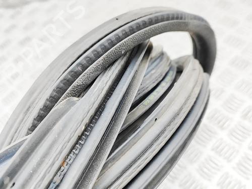 Gummiliste IVECO DAILY VI Platform/Chassis 35S21, 35C21, 40C21, 45C21, 50C21, 60C21, 65C21, 70C21 | BP31903249C142 