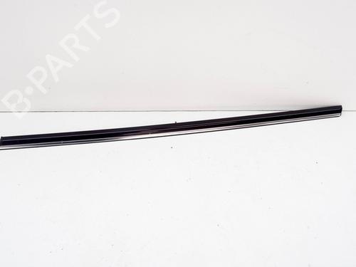 Used Door moulding trim MERCEDES-BENZ CLK Convertible (A209) CLK 280 (209.454) (231 hp) 14636304