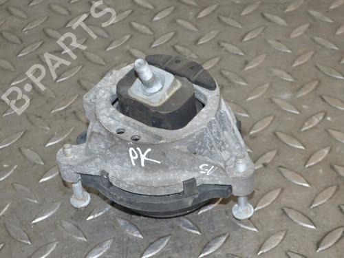 Used Engine mount Engine mount BMW 3 (F30, F80) M3 (431 hp) 33346270 33346270