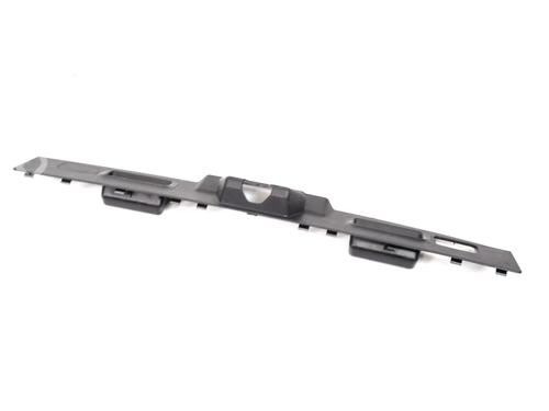 Used Tailgate trim Tailgate trim LAND ROVER RANGE ROVER IV (L405) 4.4 SDV8 4x4 (340 hp) 33342940 33342940