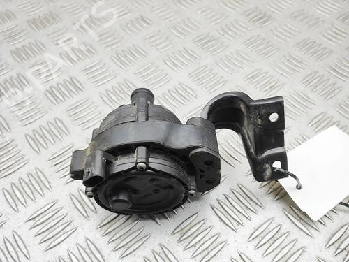 Used Auxiliary water pump Auxiliary water pump VW ID.7 (ED2) PRO (286 hp) 39989713 39989713