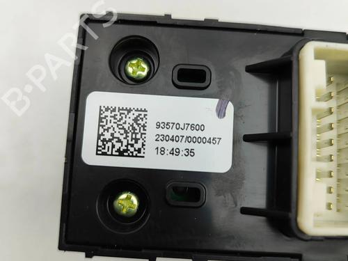 Right front window switch KIA CEED (CD) 1.5 T-GDI | BP28954867I26 