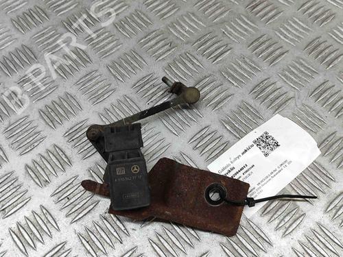 Sensor electrónico MERCEDES-BENZ S-CLASS (W220, V220) S 500, S 500 L (220.075, 220.175, 220.875) (306 hp) 25614681