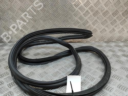 Rubber door seal PORSCHE MACAN (95B) 3.0 S Diesel | BP20232155C142
