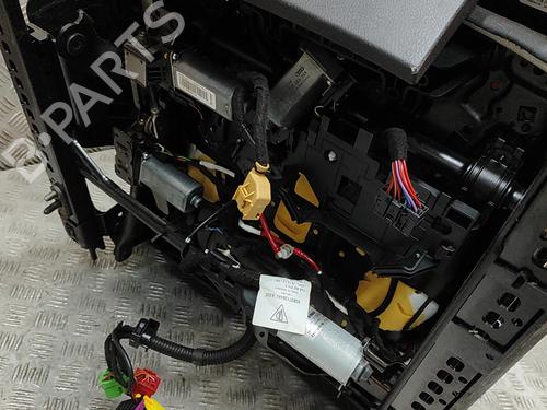 Right front seat PORSCHE MACAN (95B) 3.0 S Diesel | BP33380438C16 - Image 6