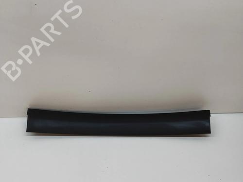 Used Tailgate trim TESLA MODEL X (5YJX) P100D AWD (772 hp) 26282916