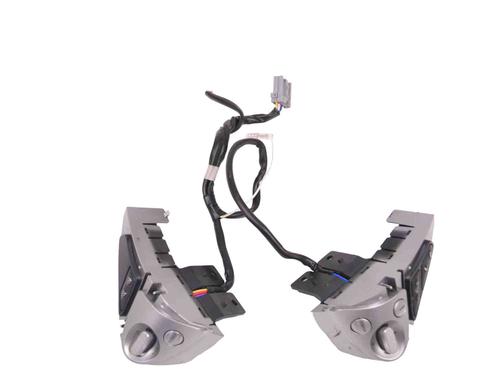 Lenkradtasten für NISSAN JUKE (F15) 1.2 DIG-T (115 hp) 30236007