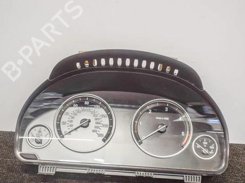 Used Instrument cluster BMW 5 Touring (F11) 530 d (245 hp) 6757264