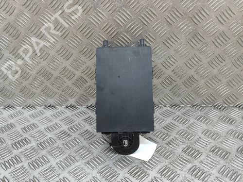 fuse-box-volvo-v90-ii-estate-235-2016-33369390 main image