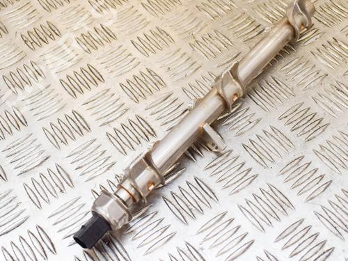 Used Injection rail BMW 3 (E90) 318 i (143 hp) 6754480