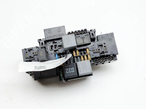 Used Fuse box Fuse box MERCEDES-BENZ C-CLASS (W205) C 200 BlueTEC / d (205.037) (136 hp) 40014960 40014960
