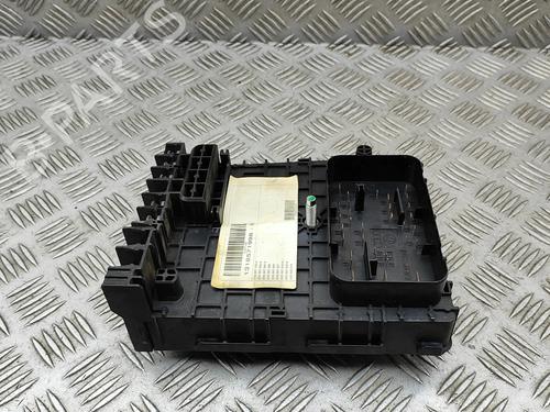 Fuse box VW TIGUAN (5N_) 2.0 TDI 4motion | BP33384477E1 - Image 5