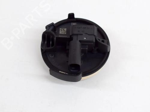 Used Electronic sensor VW GOLF VIII (CD1, DA1) 1.5 TSI (150 hp) 27763696