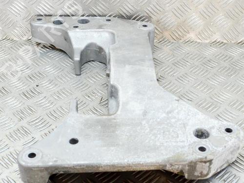 Support BMW 5 (G30, F90) 520 d | BP14635945C155 