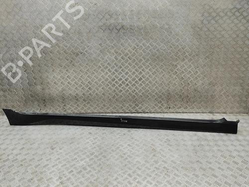 Faldon derecho NISSAN LEAF (ZE1) Electric (150 hp) 32130085