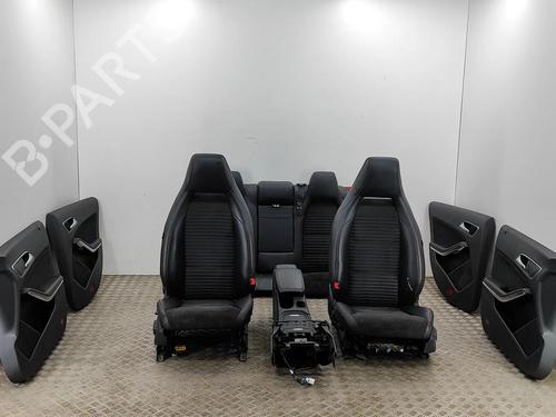 Sæde sæt Sæde sæt MERCEDES-BENZ CLA Coupe (C117) CLA 220 CDI / d (117.303) (163 hp) 18879653 18879653