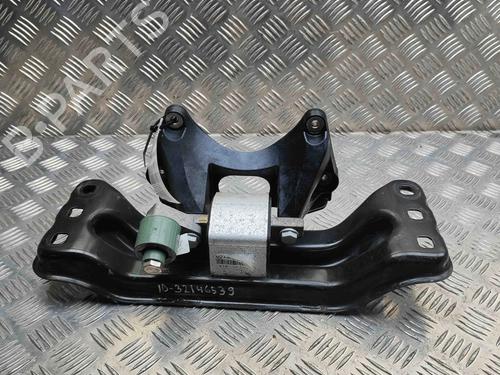 Used Gearbox mount Gearbox mount MERCEDES-BENZ C-CLASS Convertible (A205) C 220 d (205.404) (170 hp) 33374952 33374952