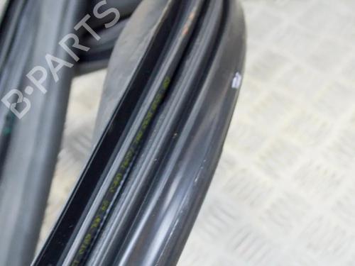 Rubber door seal MASERATI QUATTROPORTE VI 3.8 GT S | BP14628626C142 