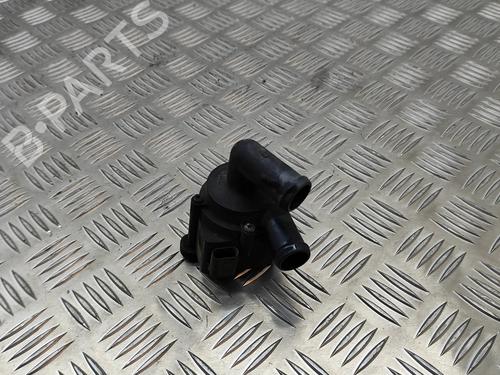 Used Auxiliary water pump Auxiliary water pump BMW 7 (F01, F02, F03, F04) 730 d (245 hp) 19501344 19501344