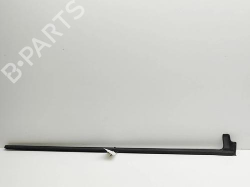 door-moulding-trim-mercedes-benz-vito-tourer-w447-2014-30394818 main image