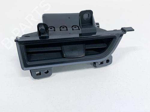 Used Air vent Air vent TESLA MODEL S (5YJS) 75D AWD (525 hp) 36042701 36042701