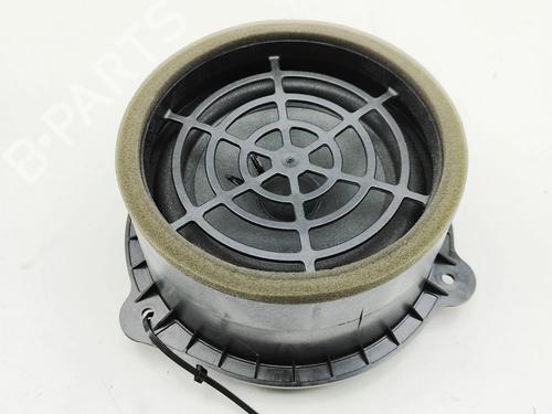 speaker-audi-q7-4mb-4mg-4mq-2015-34374777 main image