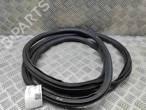 rubber-door-seal-opel-vivaro-c-bus-k0-2019-33386103 main image