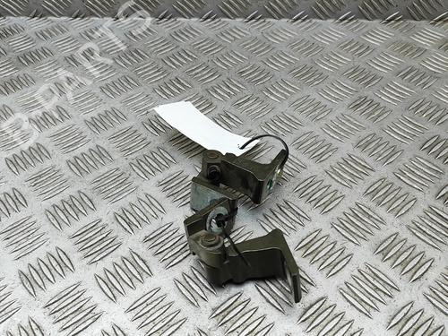 hingedoor-check-strap-bmw-3-f30-f80-2011-2012-2013-2014-2015-2016-2017-2018-32756107 main image