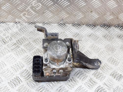 Abs pomp TOYOTA RAV 4 II (_A2_) 2.0 4WD (ACA21, ACA20) (150 hp) 9511238